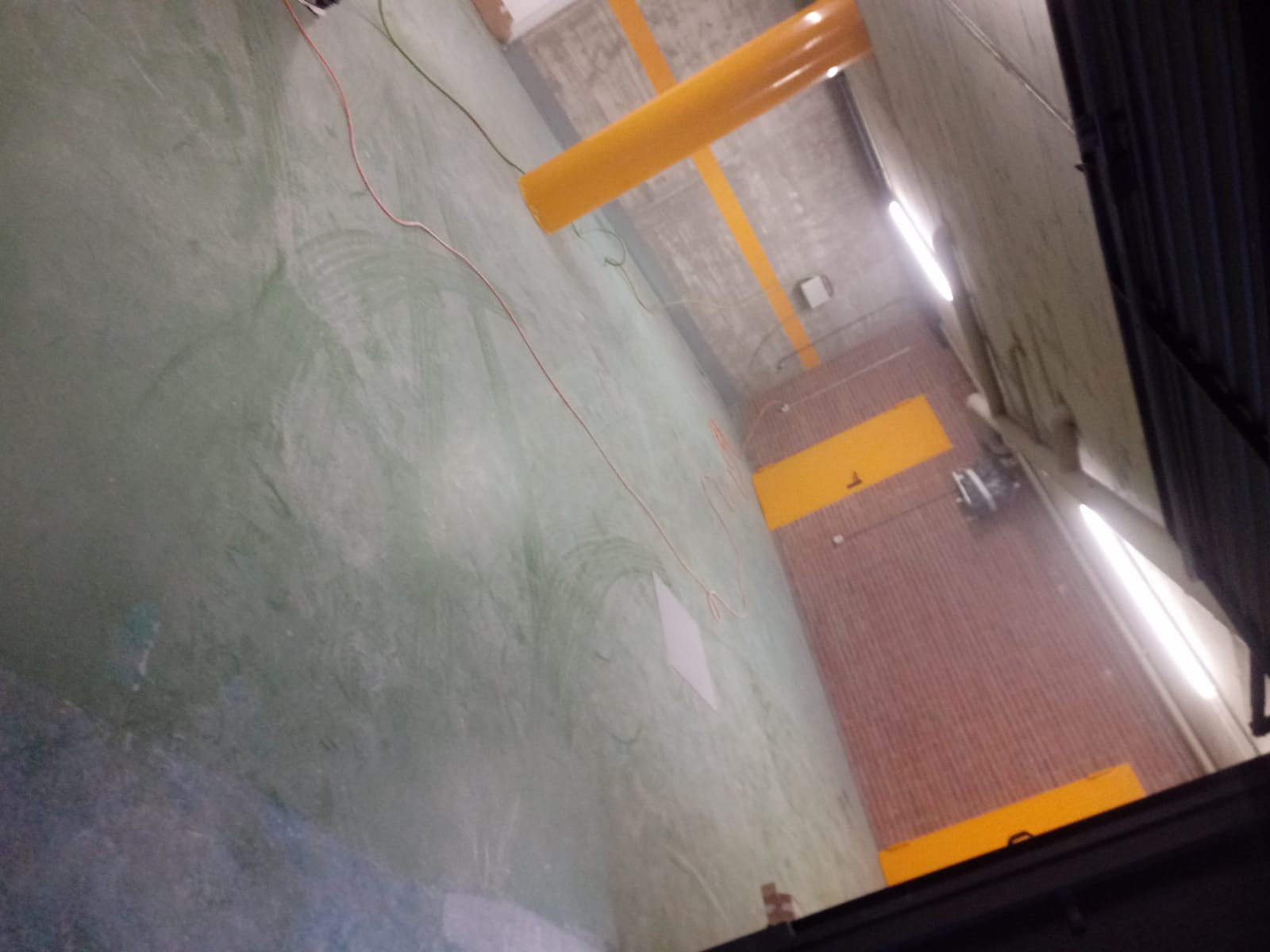 Superficie de hormigón en bruto antes de tratar